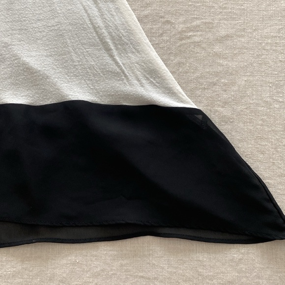 Lane Bryant | 14/16 black gray white tee with gauze trim - Picture 3 of 3